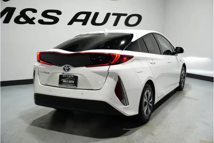 $18035 : 2017 Prius Prime image 8