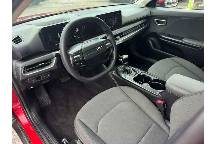 2025 K4 LX image 6