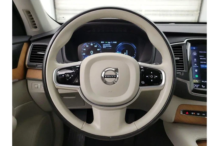 $38998 : Volvo XC90 Recharge 2021 eAW image 10