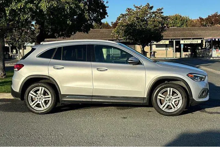 $17971 : Mercedes-Benz GLA 2021 AWD G image 7