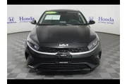 $19875 : Kia Forte 2023 LXS 4dr Sedan thumbnail
