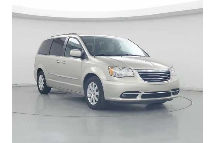 $21998 : Chrysler Town and Country 20 image 1