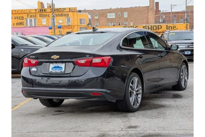 $14998 : Chevrolet Malibu 2023 LT 4dr image 1