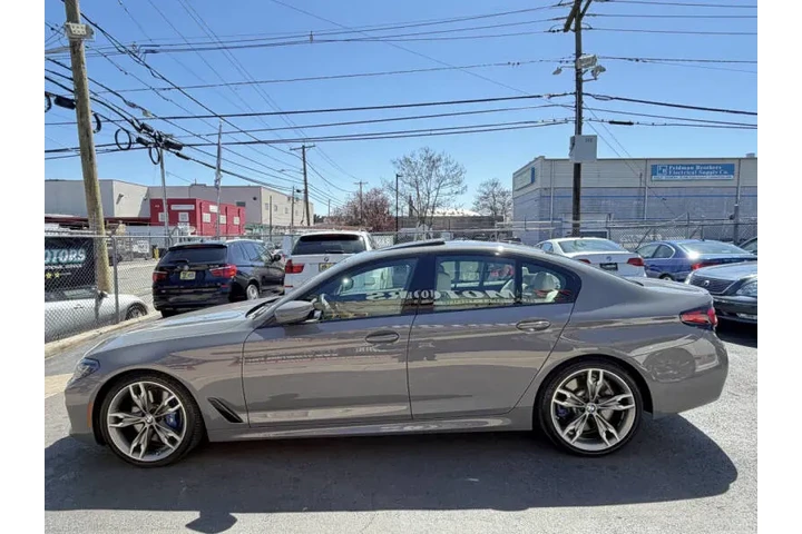 $54999 : 2022 BMW 5 Series M550i xDrive image 7