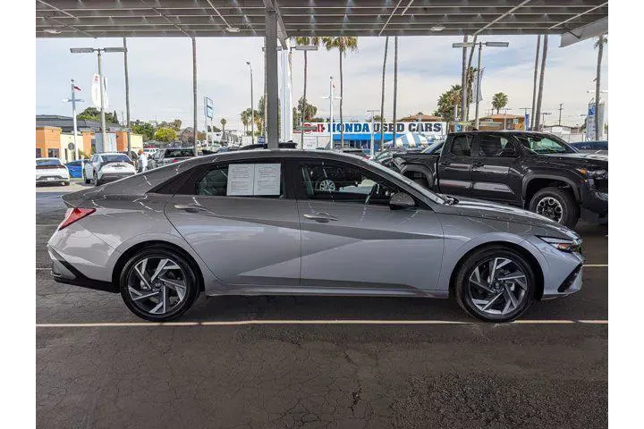 $26777 : Hyundai ELANTRA Hybrid 2025 image 5