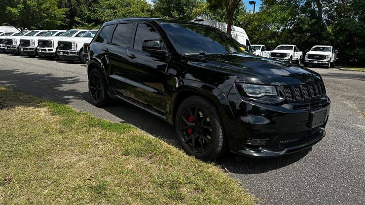 $40700 : PRE-OWNED 2017 JEEP GRAND CHE image 7