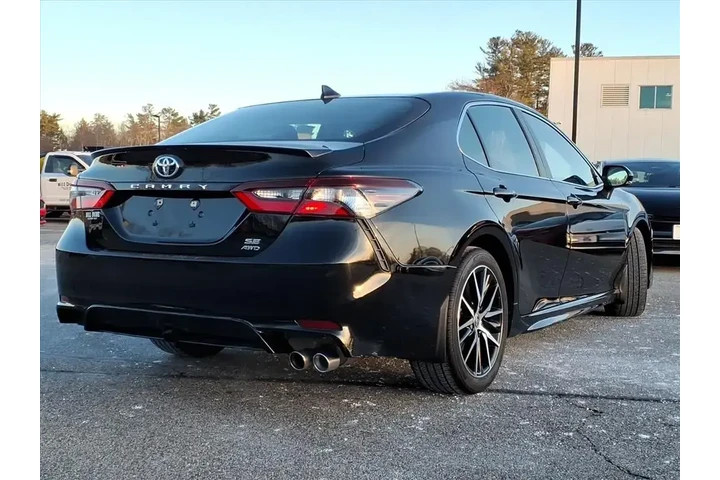 $27471 : Toyota Camry 2023 AWD SE 4dr image 3