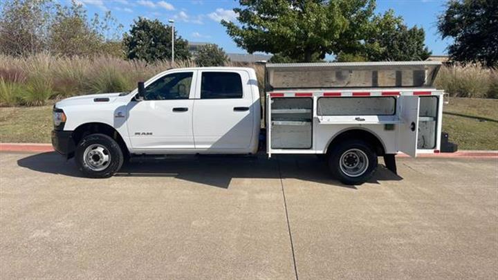 $43450 : 2021 RAM 3500 CREW CAB & CHAS image 6