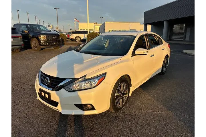 $15985 : Nissan Altima 2017 2.5 4dr S image 3