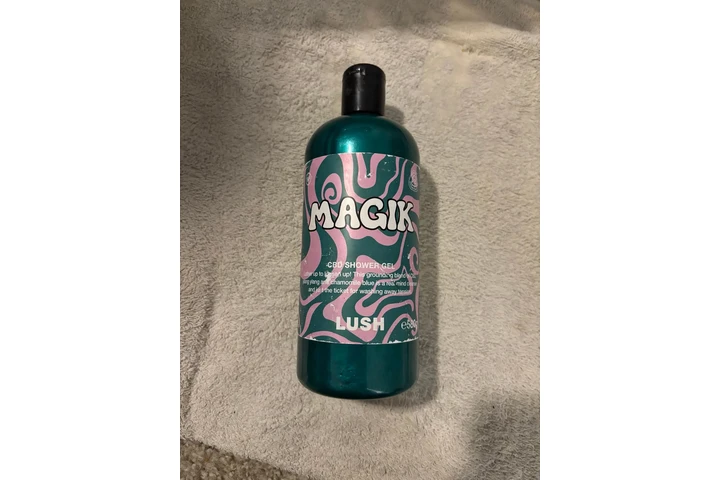 Lush Magik shower gel LARGE 16 image 9