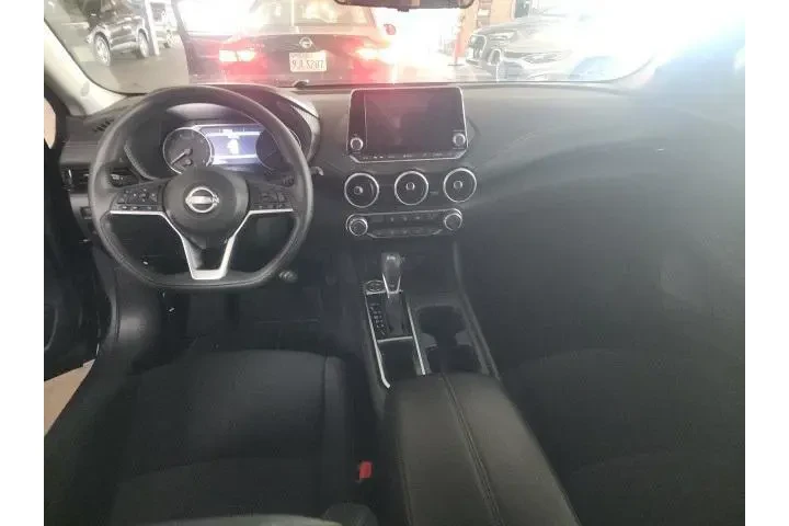 $17500 : Nissan Sentra 2024 SV 4dr Se image 5