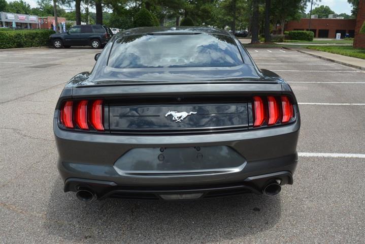 2018 Mustang EcoBoost image 8