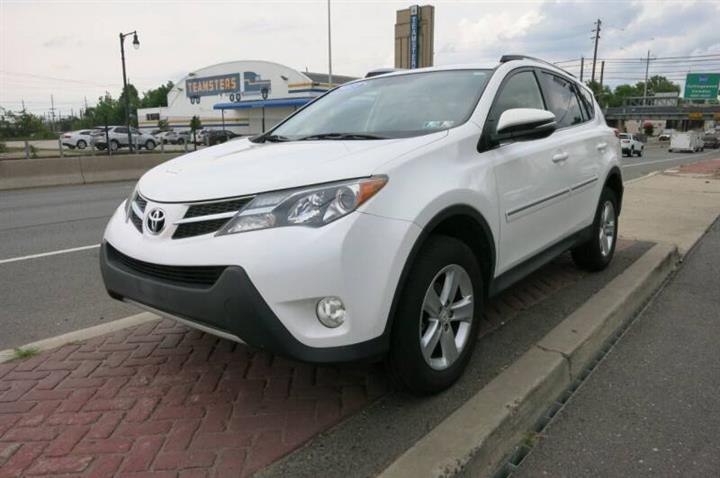 $13995 : 2013 RAV4 XLE image 9