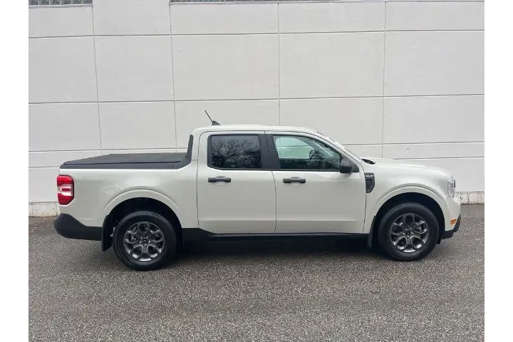 $30000 : Ford Maverick 2024 AWD XLT 4 image 5