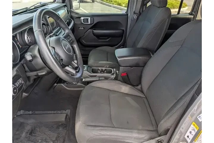 $24856 : Jeep Wrangler Unlimited 2019 image 10