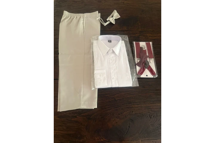 $1000 : Lote de Ropa de nino image 2