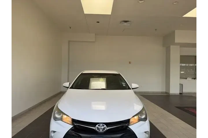 $13327 : Toyota Camry 2017 SE 4dr Sed image 6