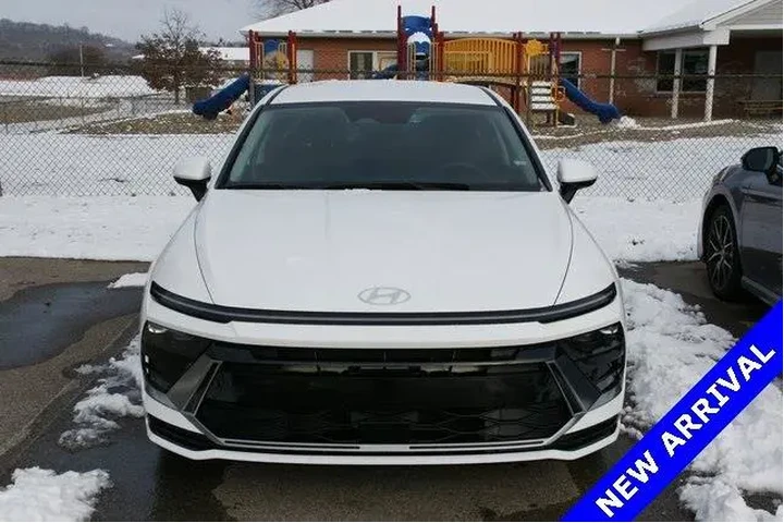 $23500 : Hyundai SONATA 2024 AWD SEL image 2