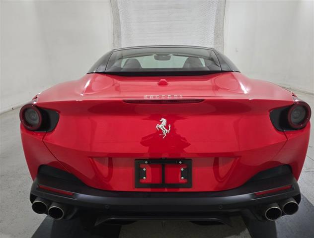 $215900 : Ferrari Portofino 2019 image 6