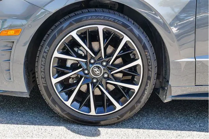 $18000 : Hyundai SONATA 2021 Limited image 10