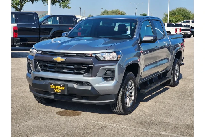 Chevrolet Colorado 2024 4x4 image 2