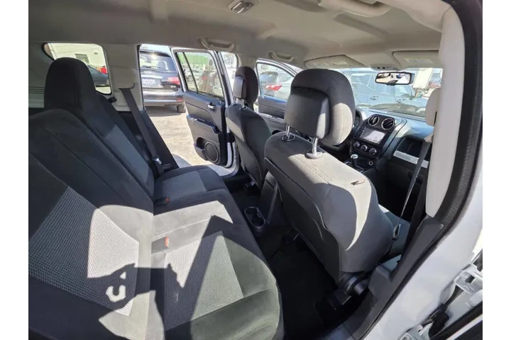 $13995 : 2017 Compass Sport image 10
