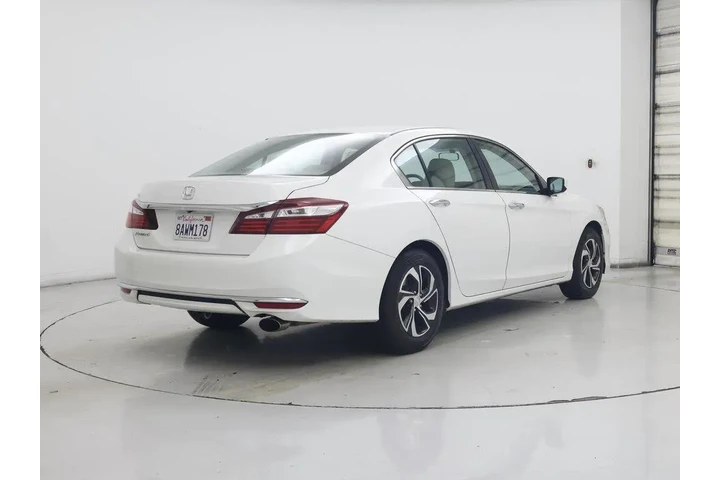 $16998 : Honda Accord 2017 LX 4dr Sed image 8