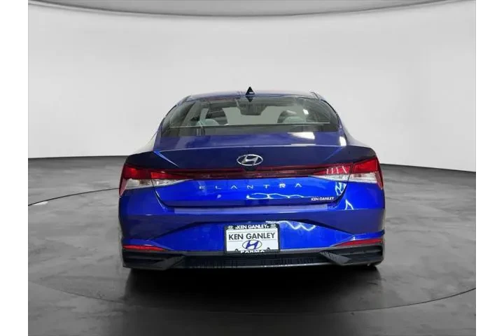 $17780 : Hyundai ELANTRA 2023 SEL 4dr image 6