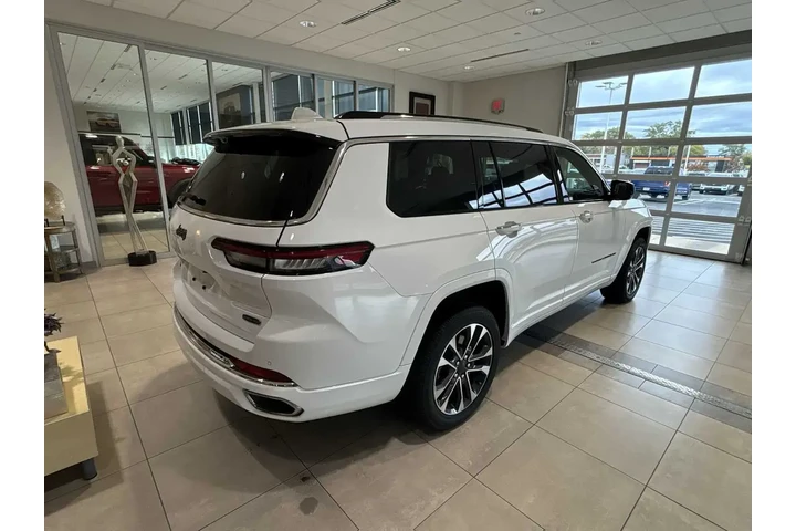$32457 : Jeep Grand Cherokee L 2021 4 image 3