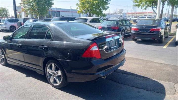 $8990 : 2010 Fusion Sport image 4