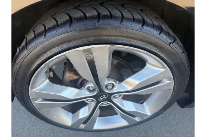 $8995 : 2013 Veloster image 10