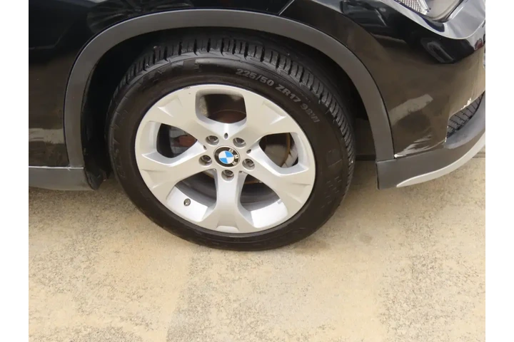 $8999 : BMW X1 2015 sDrive28i 4dr SU image 9