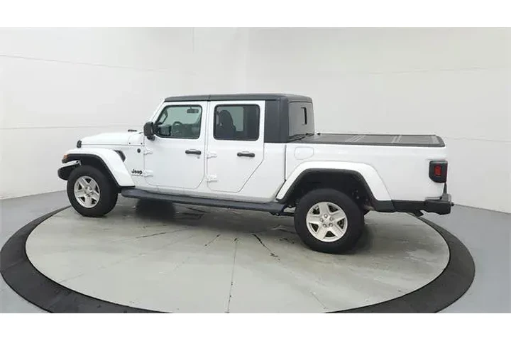 $30500 : Jeep Gladiator 2022 4x4 Spor image 6
