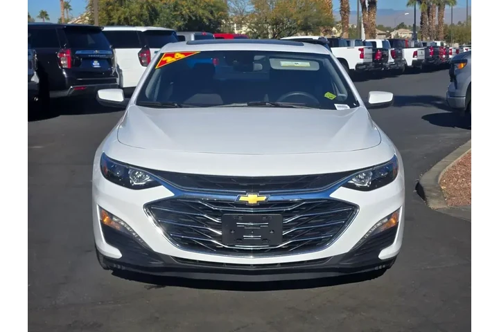 $17994 : Chevrolet Malibu 2024 LT 4dr image 8