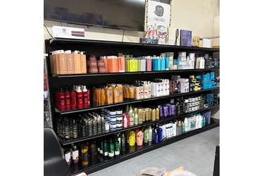 SALÓN DE BELLEZA en Los Angeles