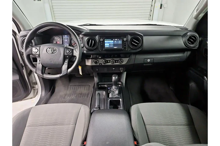 $22998 : Toyota Tacoma 2018 4x4 SR 4d image 9