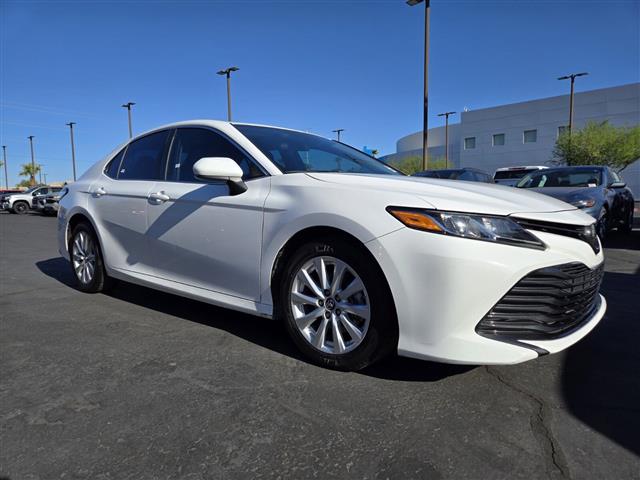 $18391 : Pre-Owned 2016 Camry LE image 1