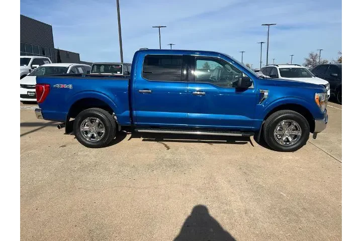 $39814 : Ford F-150 2023 4x4 XLT 4dr image 8