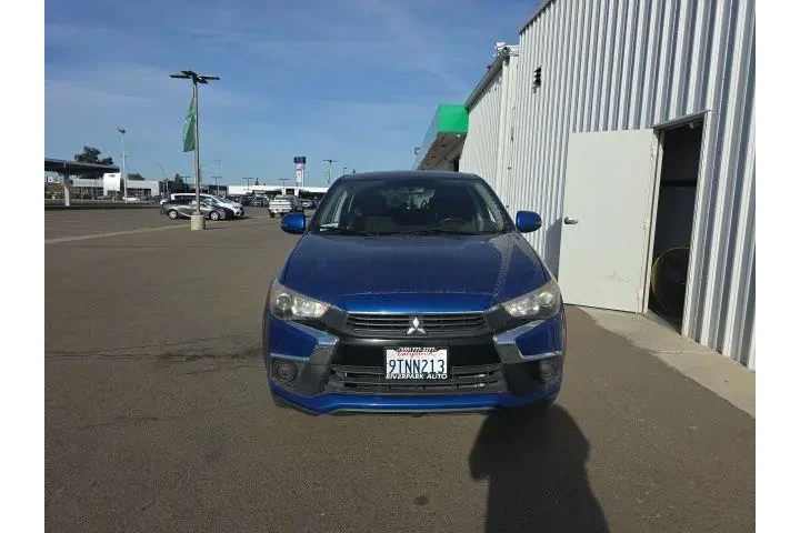 $8900 : Mitsubishi Outlander Sport 2 image 8