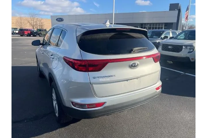 $8500 : Kia Sportage 2017 LX 4dr SUV image 8