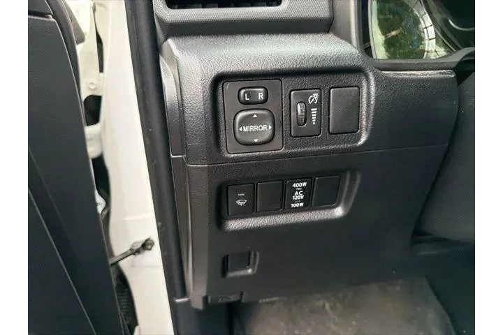 $29972 : Toyota 4Runner 2018 4x4 SR5 image 10