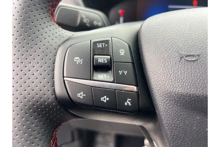 $25899 : Ford Escape 2024 AWD ST-Line image 9