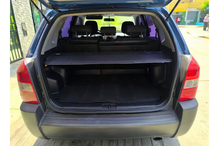 $8900 : Hyundai Tucson IMPECABLE! image 7