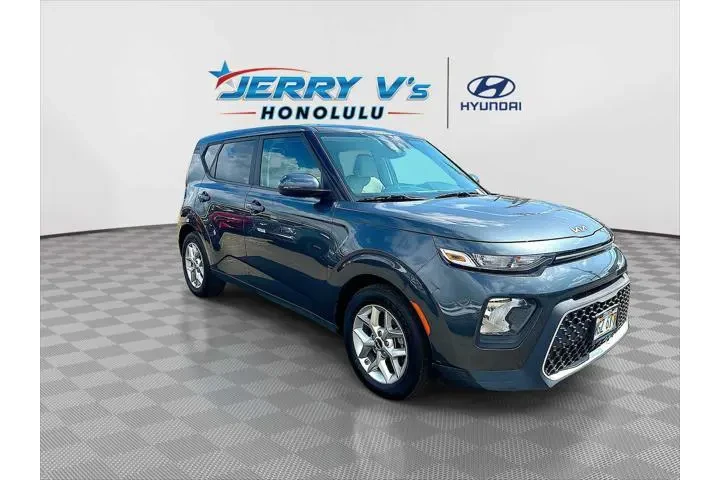 $18188 : Kia Soul 2022 S 4dr Crossove image 2
