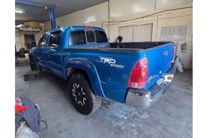 $16995 : 2006 Tacoma V6 image 5