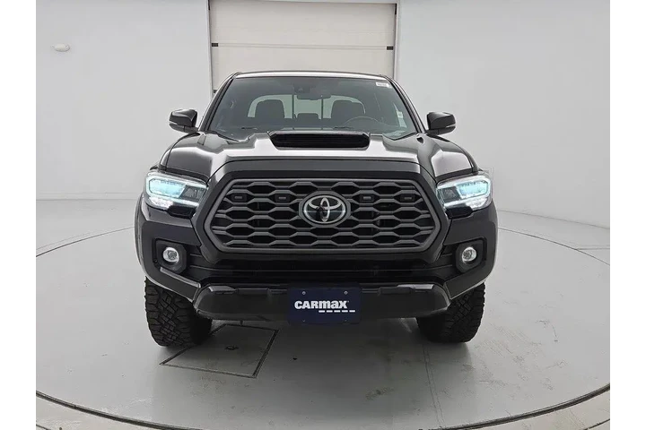 $37998 : Toyota Tacoma 2022 4x4 TRD S image 2