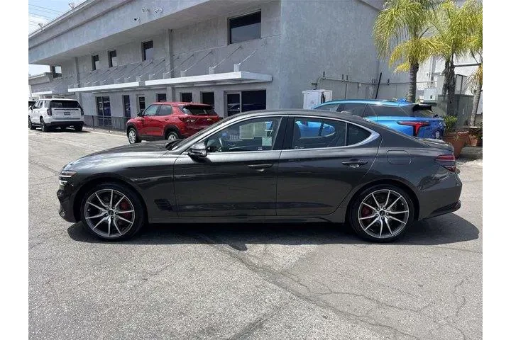 $29500 : Genesis G70 2025 2.5T Standa image 6
