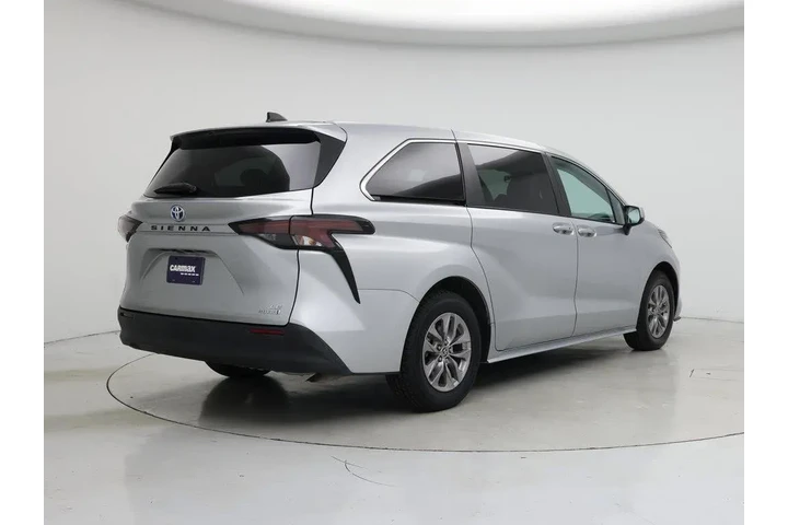 $37998 : Toyota Sienna 2023 LE 8-Pass image 8