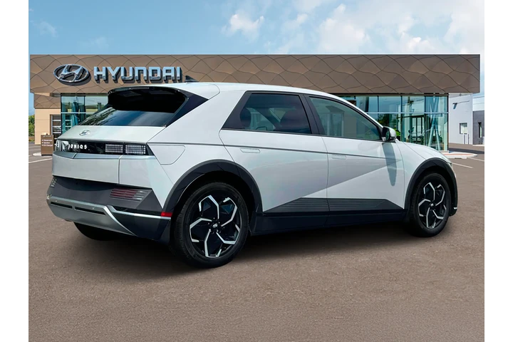 $26388 : Hyundai IONIQ 5 2024 SEL 4dr image 7