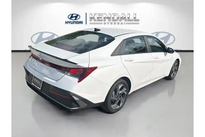 $18270 : Hyundai ELANTRA 2025 SEL Spo image 6